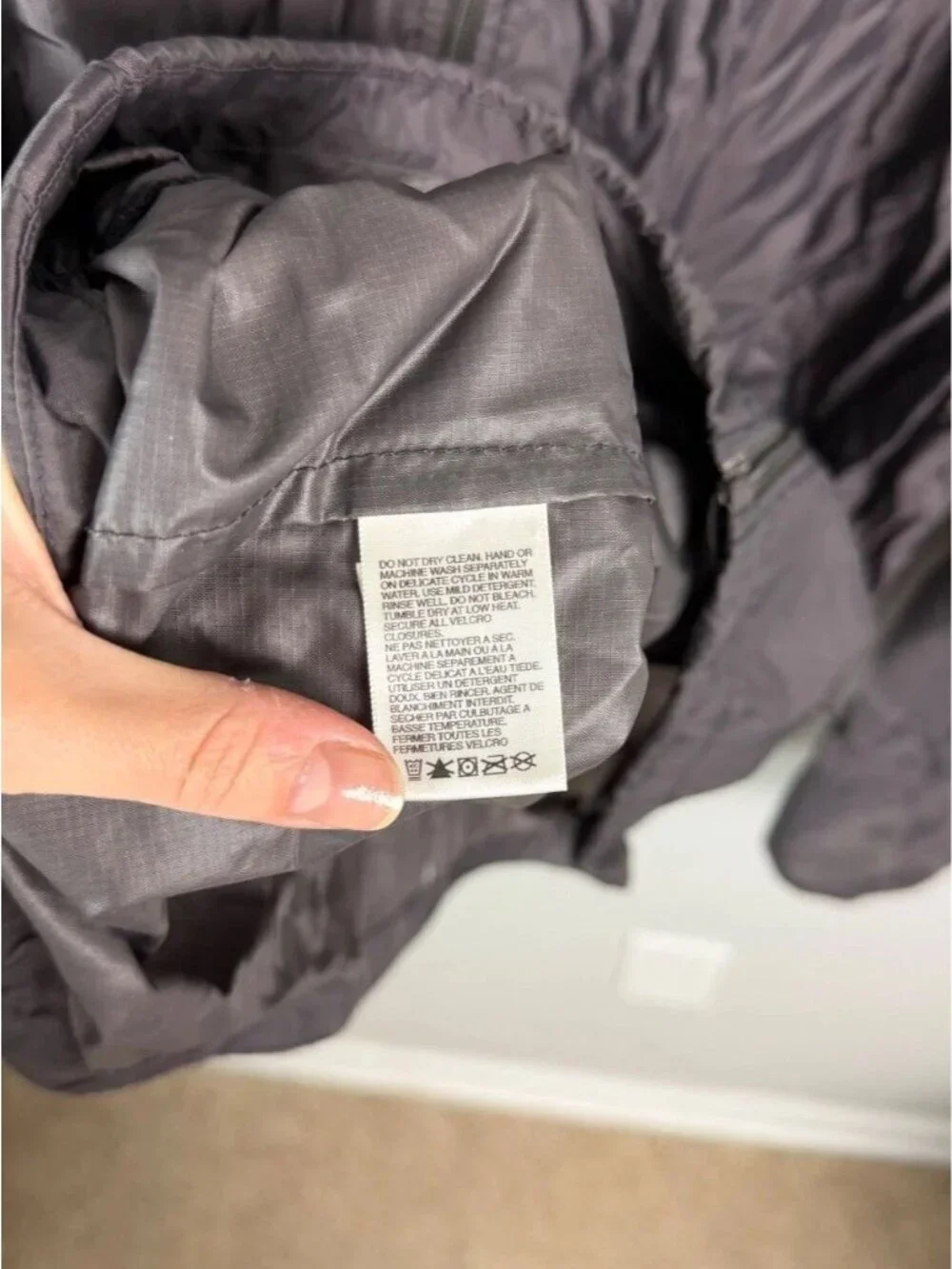 The North Face Grey Hooded Ripstop Windbreaker V608546 Size Large Men’s